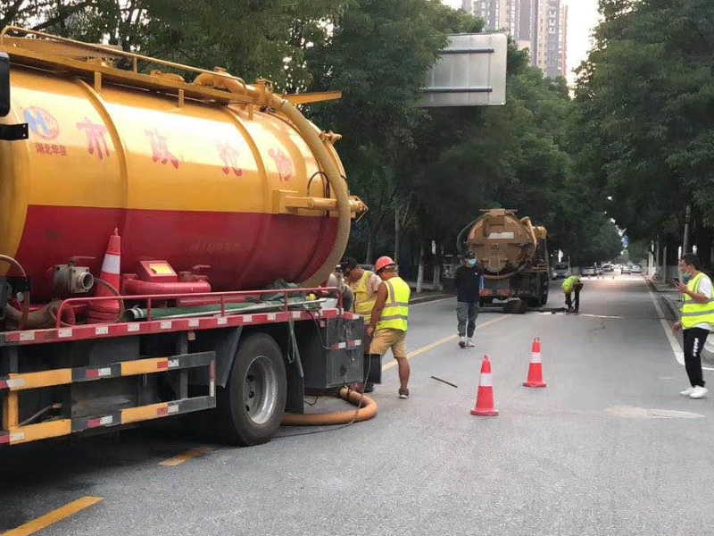 南昌疏通下水道 青山湖清理窑井 上海路沙井清底